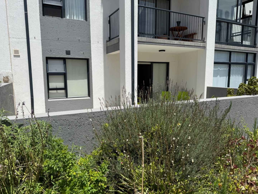 2 Bedroom Property for Sale in Buhrein Western Cape